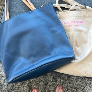 Isaac Mizrahi Navy Tote!